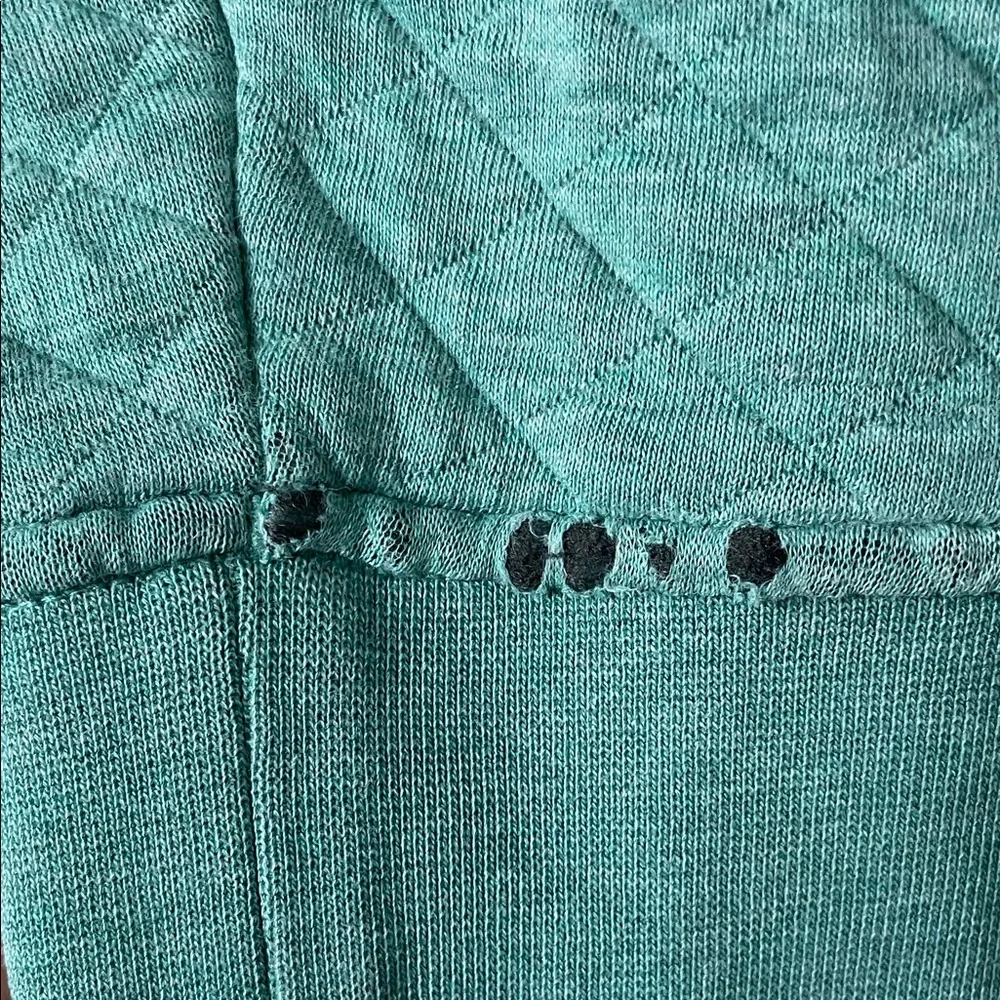 Patagonia Women’s Quilted Pullover - Picture 5 of 8